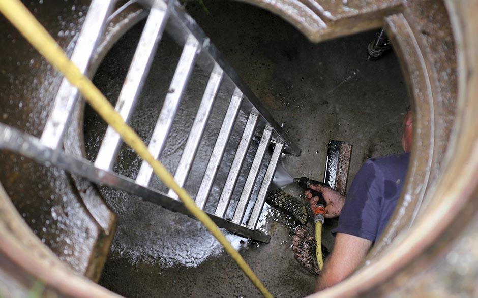 pompe débouchage wc Magny-les-Hameaux